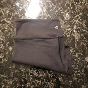 Lululemon cropped leggings